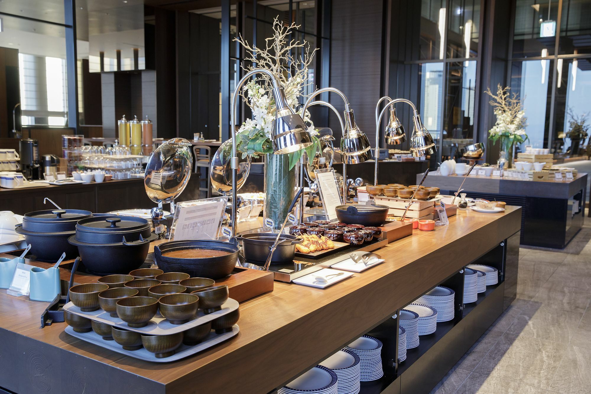 Nagoya Prince Hotel Sky Tower Εξωτερικό φωτογραφία A buffet at a hotel